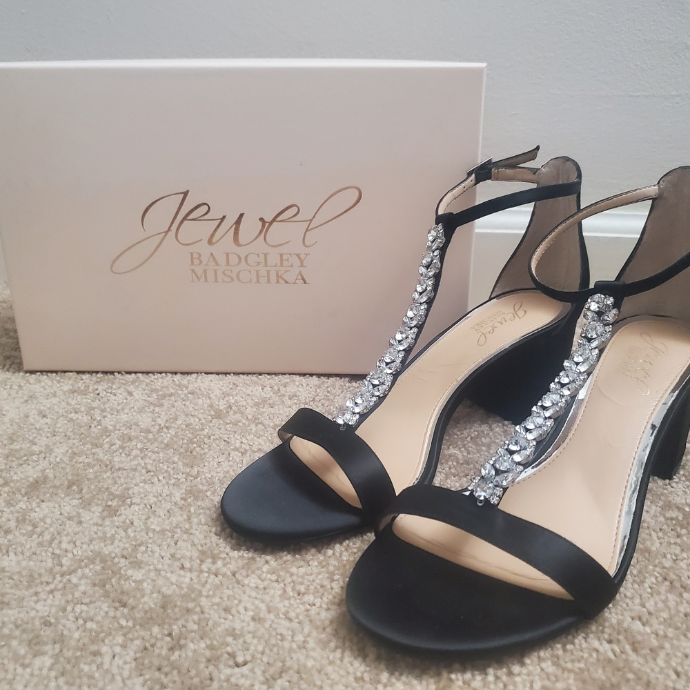 Jewel Badgley Mischka Black Heeled Sandals with Sparkly Straps